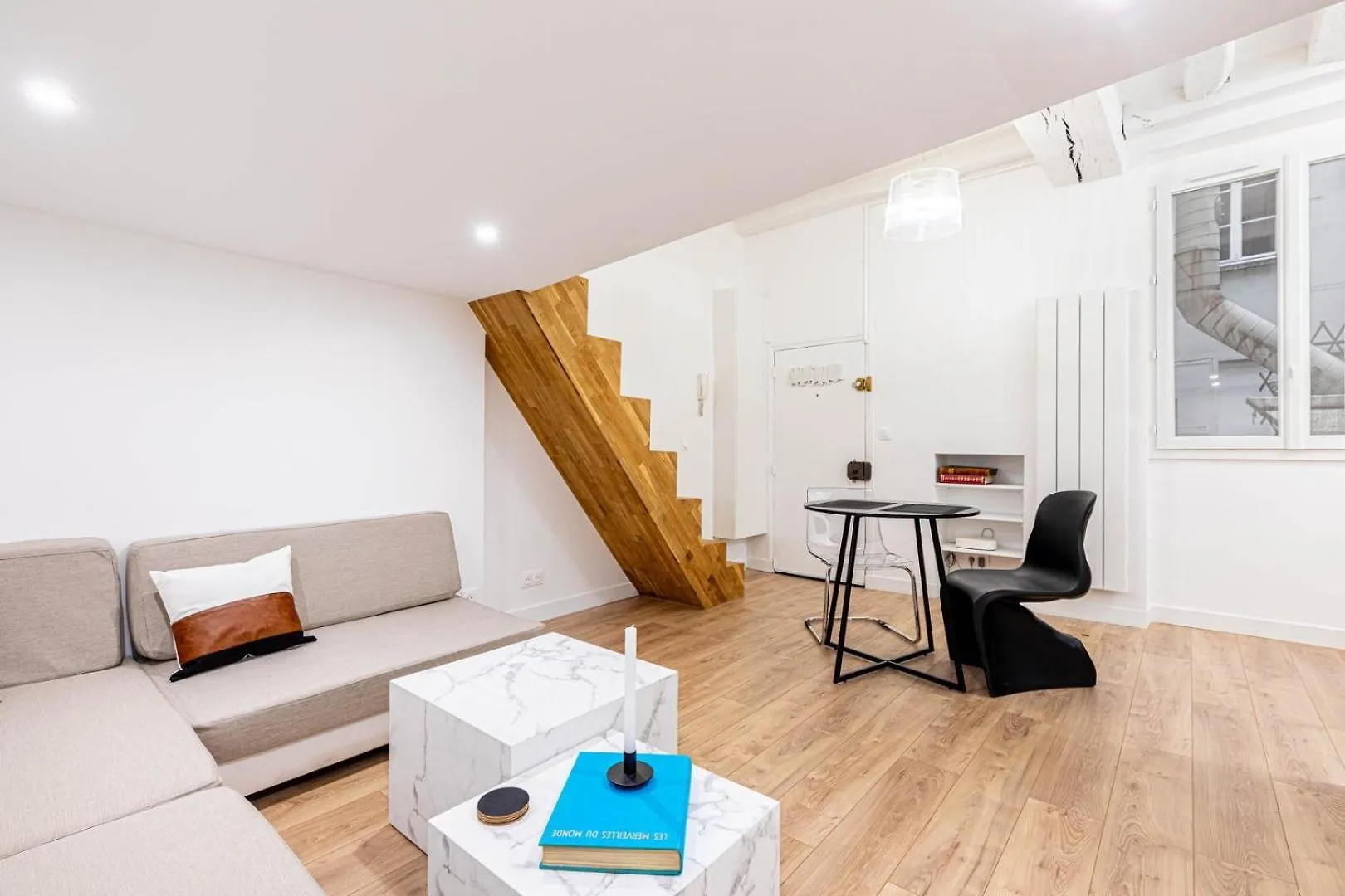 Guestready: Designer In The Heart Of Marais Paris