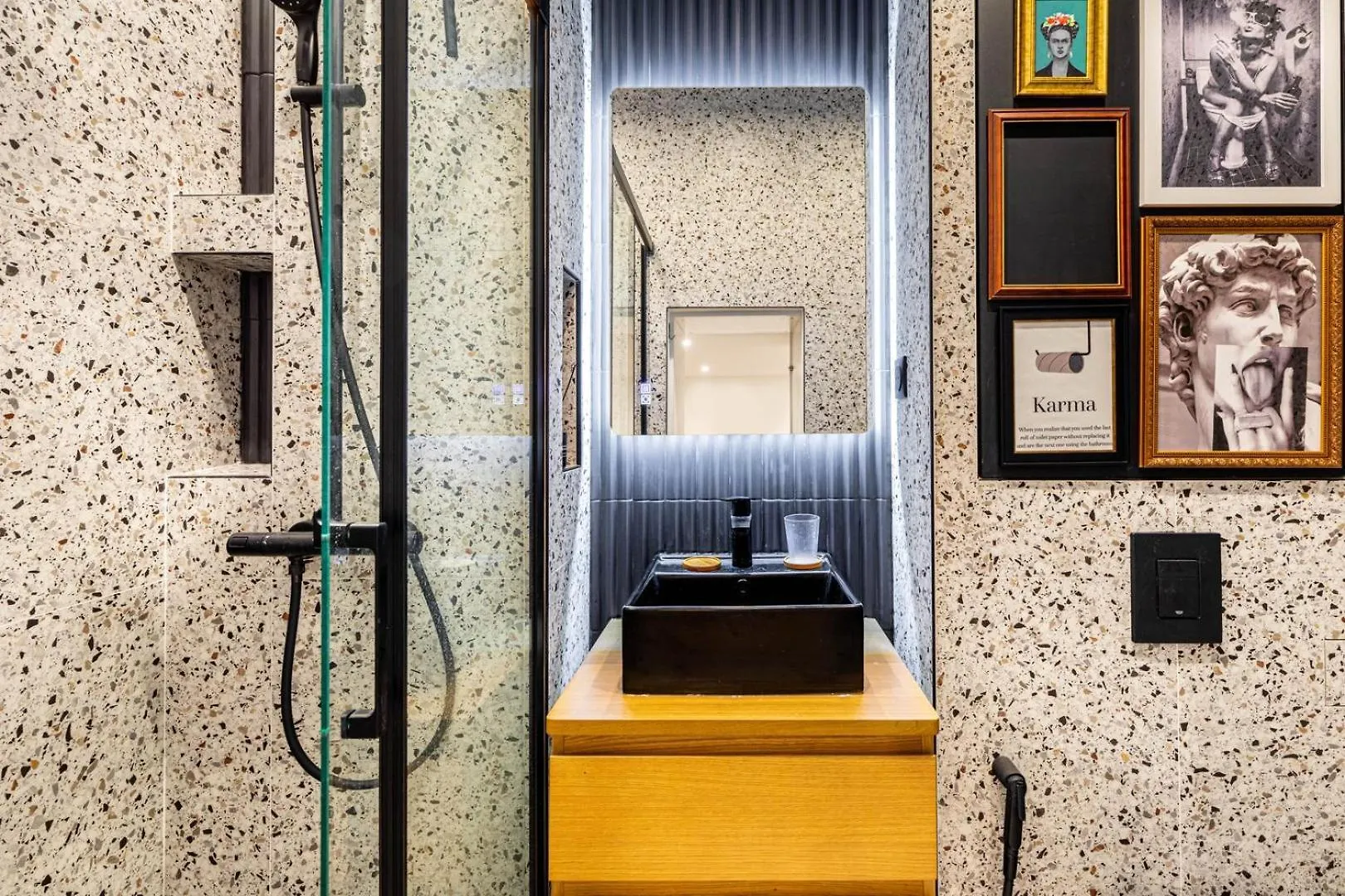 Guestready: Designer In The Heart Of Marais